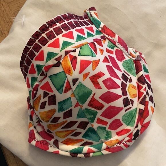 BECCASWIM MULTICOLOR BIKINI TOP.  NEW - Picture 7 of 9